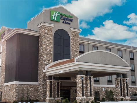 holiday inn express oklahoma locations.